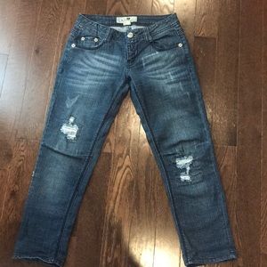 Jolt Stretch Capri Jeans